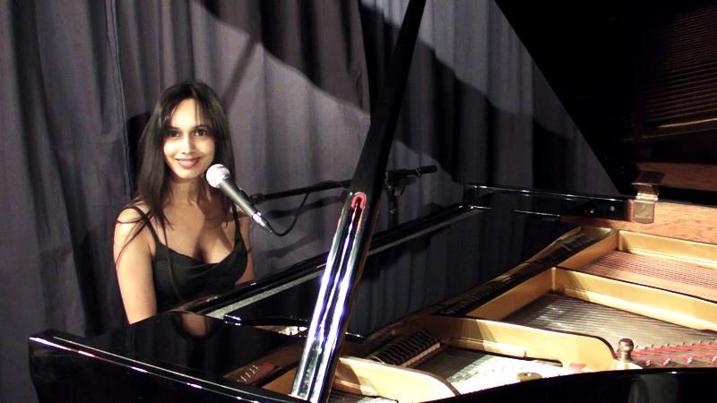 sumudu Jayatilaka piano